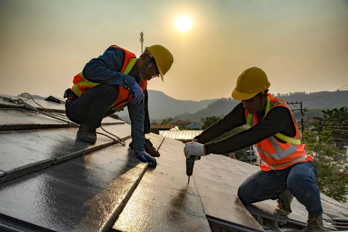 DUBCO crew on a commercial roof.